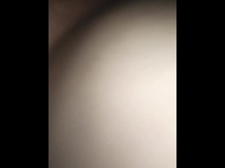 אחות חורגת מתחרפנת ומבקשת שיכניסו אותה