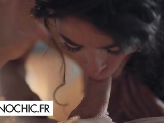 חוויה טרנסג'נדרית עם אמה רוז וויקטוריה ווקסקס
